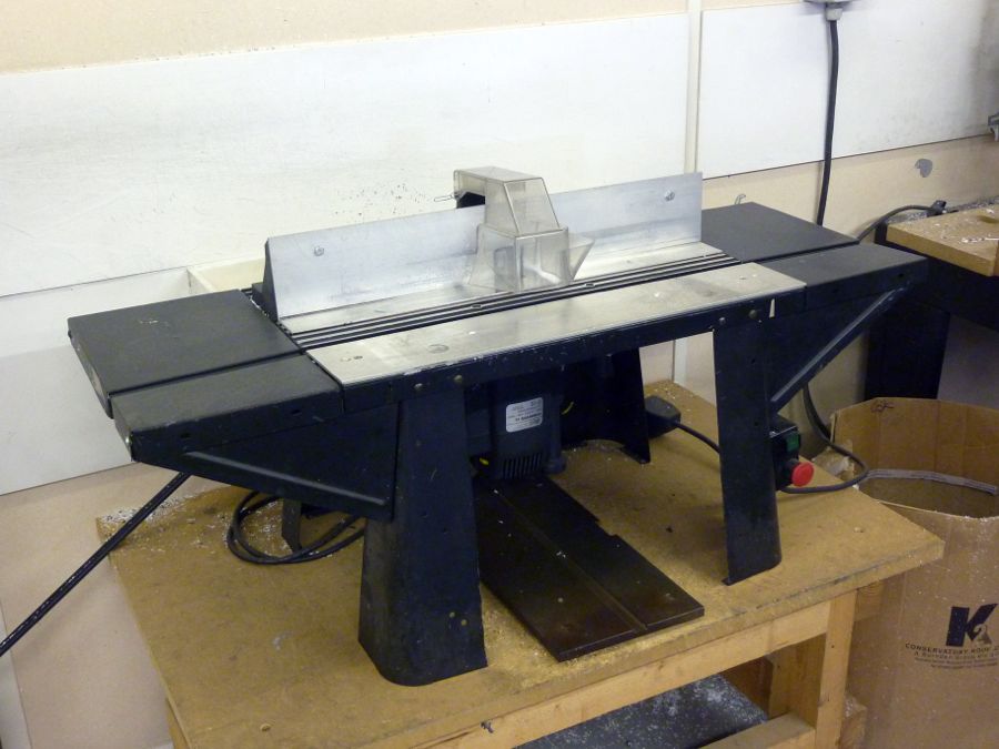 Trend Router (includes stand)