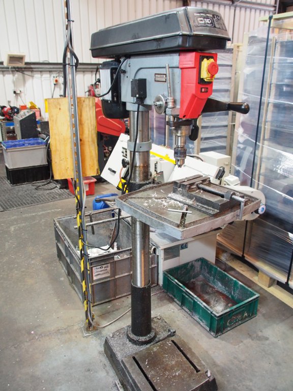 SIP 32mm Pedestal drill with vice 1st Machinery