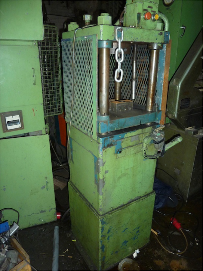 small hydraulic printpress